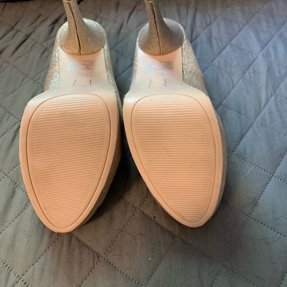 Gold sparkle heels - Picture 4 of 6